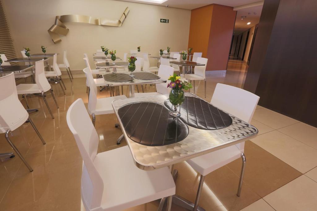 The Sun Hotel